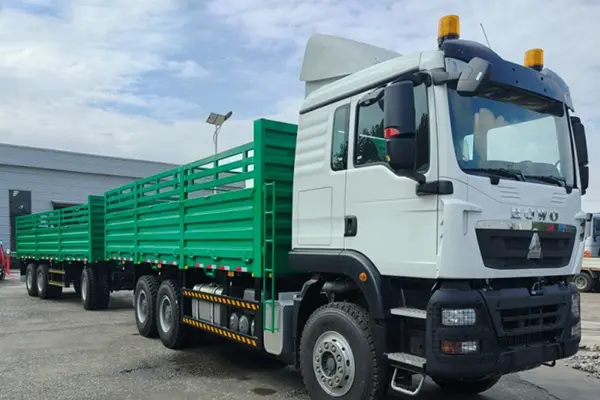 DERUN 21 ühikut Drawbar Full Trailer läks Tianjini sadamasse