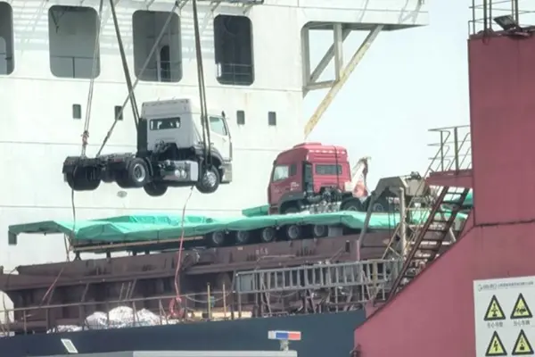 Sinotruk Howo 4x2 traktorveok on saatnud Saudi Araabiasse